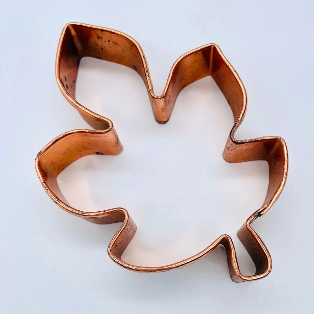 Large‎ Copper Cookie Cutter - Christmas #12 Leaf
